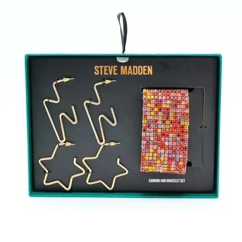Steve Madden Earring and Bracelet Set Gold Tone Gift Set